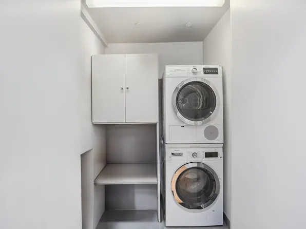 140 East 63rd Street image 20 of 22