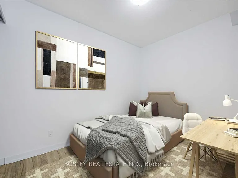 377 Madison Ave #312 — Photo 12