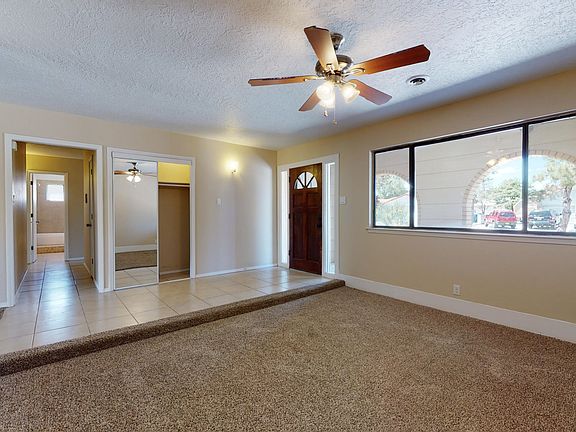 5th image of 6208 Flor De Mayo Pl NW
