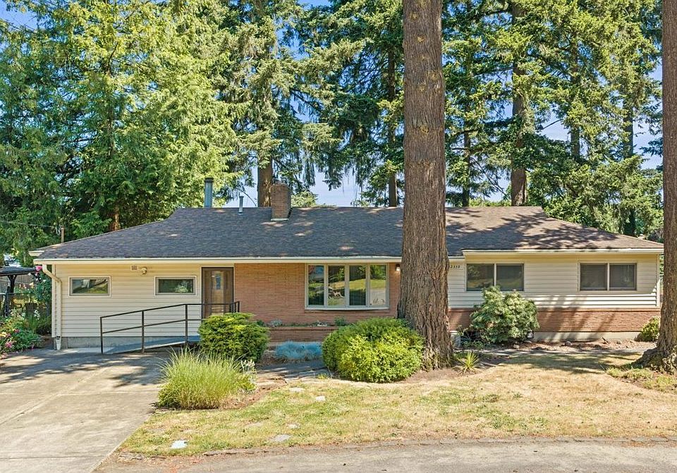 1st image of 12339 NE Multnomah St