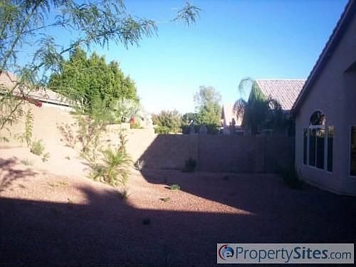 2nd image of 2002 E Rockwood Dr