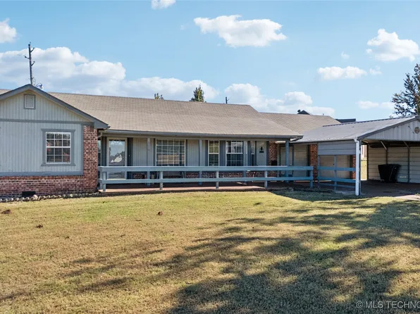 5101 S Spruce Dr, Sand Springs, OK 74063