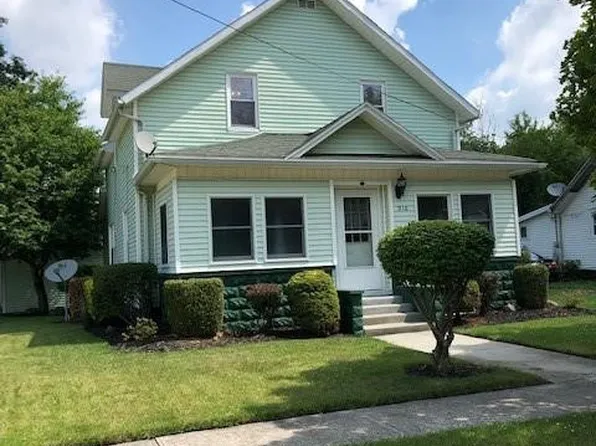 310 W 9th St, Genoa, OH 43430