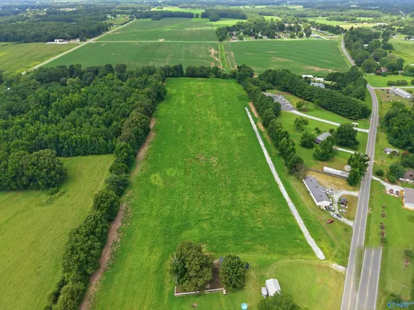 15503 Brownsferry Rd, Athens, AL 35611