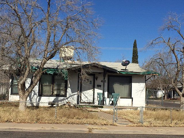 2nd image of 411 E 29th St