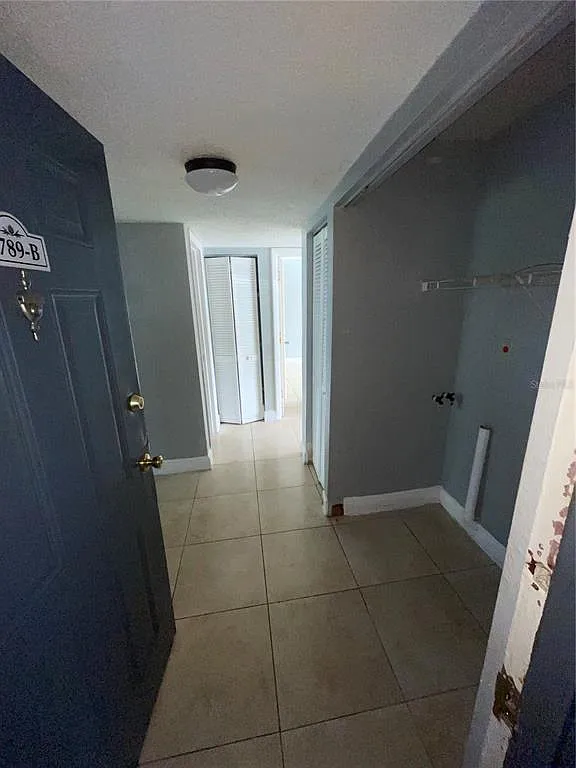 2 bed, 2.0 bath, 976 sqft, $1,400 — Photo 2