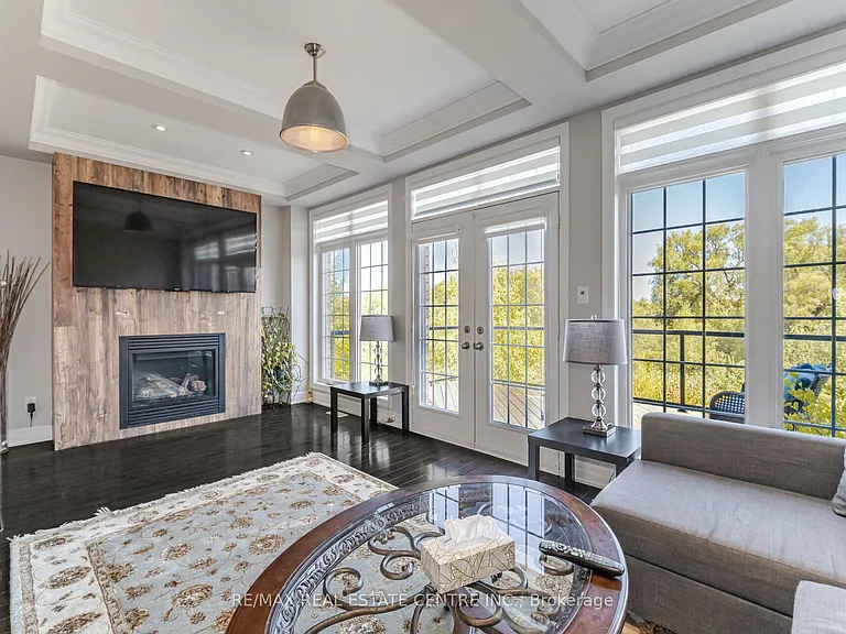 34 Alex Campbell Cres — Photo 15