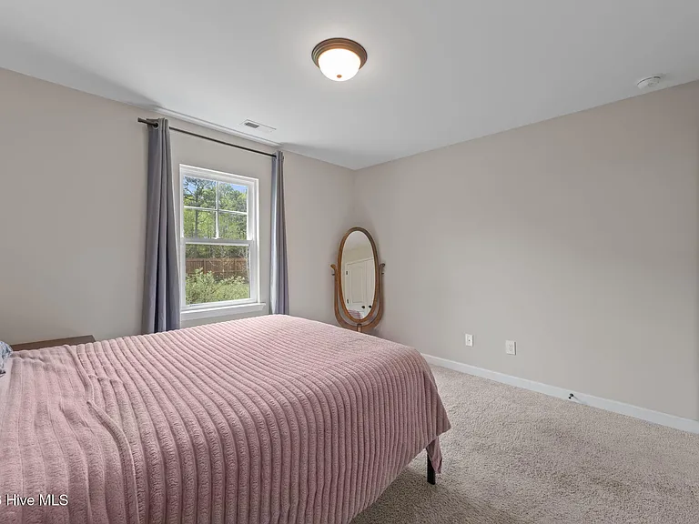 111 Anderson Ave — Photo 21
