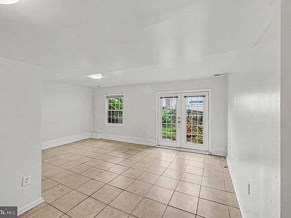 3rd image of 3118 Brosar Ct