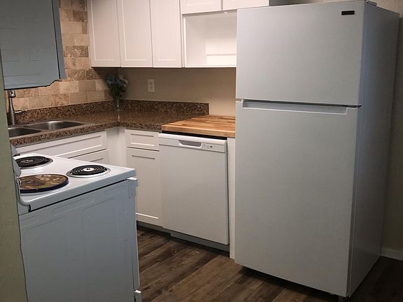2nd image of 5501 70th Ave N Unit 11