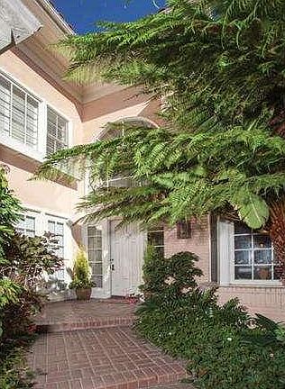 2nd image of 11 Chatham Ct #48