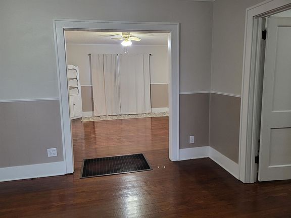 5th image of 212 S High St #220