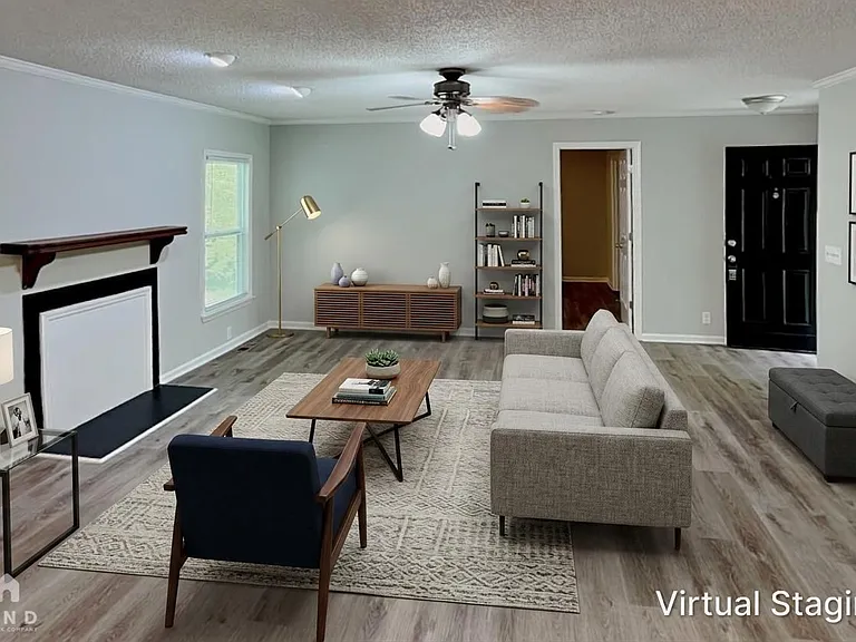 720 Bermuda Ave — Photo 3