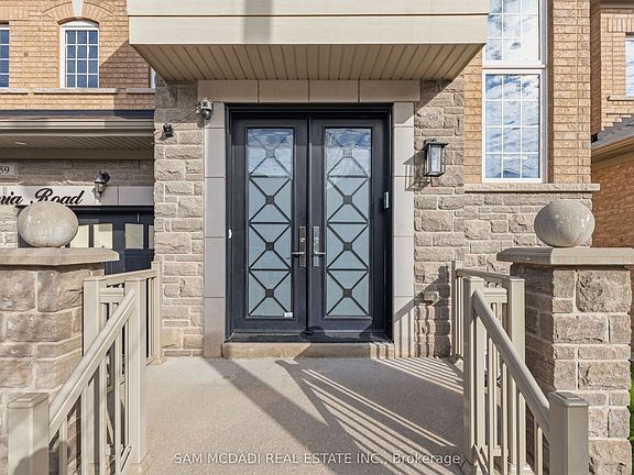 3rd image of 59 Kalmia Rd