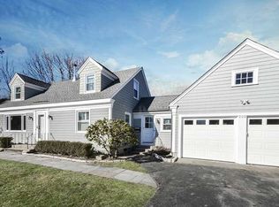 222 Nayatt Rd, Barrington, RI 02806