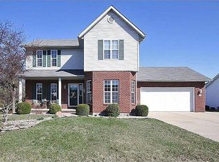 145 Falcon Dr, Highland, IL 62249