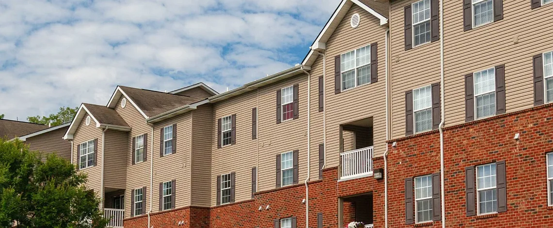 Crossland Place Apartments — Photo 2