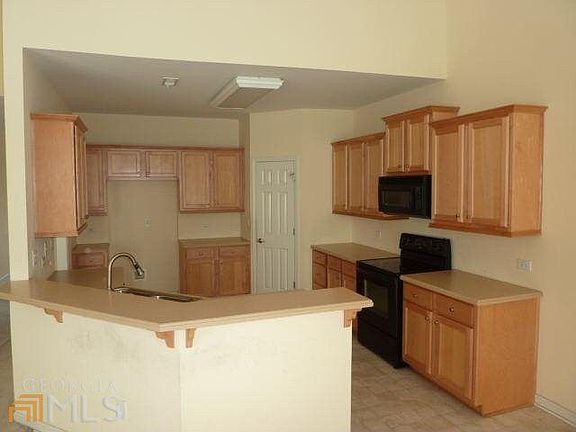5th image of 117 Keswick Manor Dr