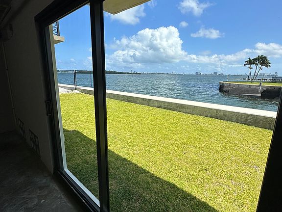5th image of 11470 N Bayshore Dr #C2