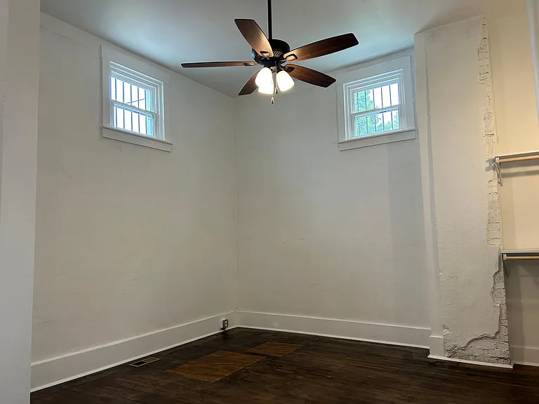 1700 S College St #0 — Photo 20