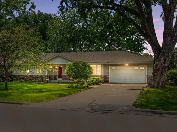 6000 Zenith Ave S, Edina, MN 55410