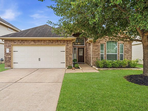 2nd image of 3426 Tulip Trace Dr