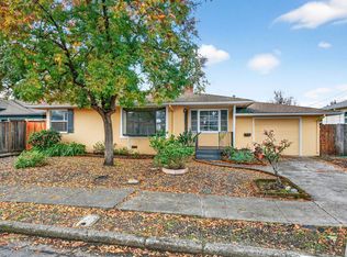 2127 Berkeley Dr, Santa Rosa, CA 95403