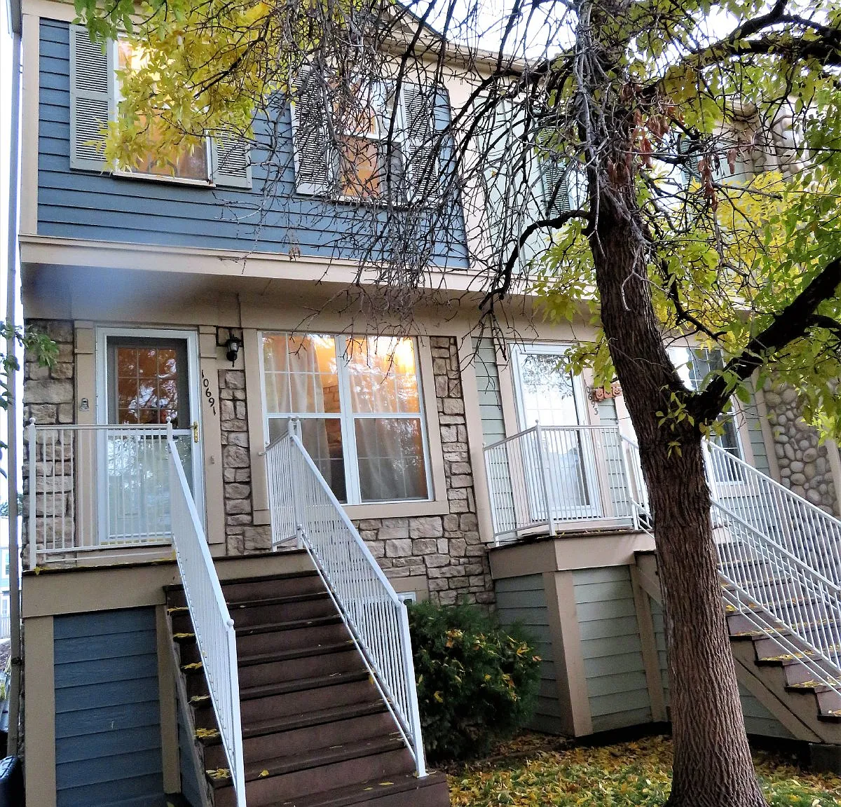 3 bed, 3.0 bath, 1600 sqft, $2,671 — Photo 3