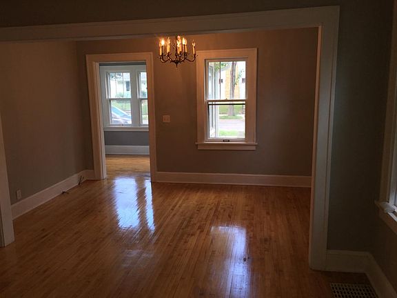 4th image of 5516 43rd Ave S