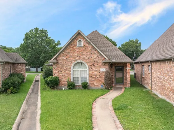 617 Mockingbird Pl, Corsicana, TX 75110