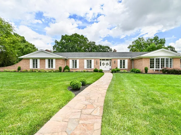 1270 Balmoral Dr, Cincinnati, OH 45233