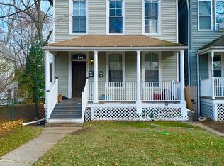 2115 Maple Ave #2, Evanston, IL 60201