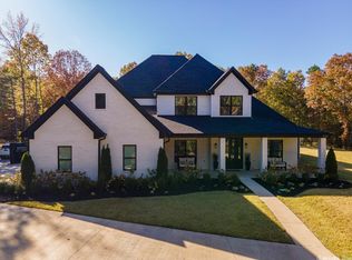 9017 Ivey Way, Benton, AR 72019