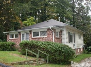 105 Glendale Ave, Hendersonville, NC 28739
