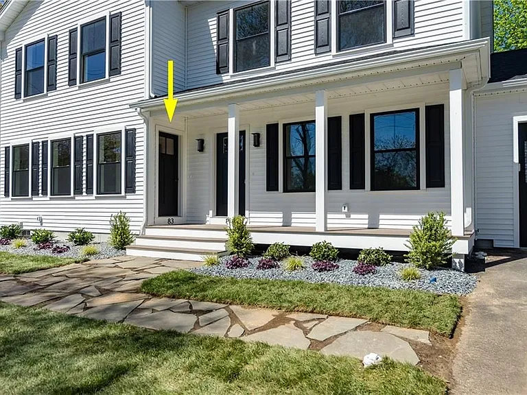83 Cadora Ave — Photo 8