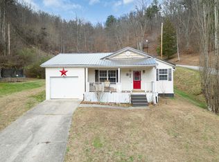 65 McKenzie Addition, Van Lear, KY 41265