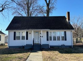 270 S 4th St, Breese, IL 62230
