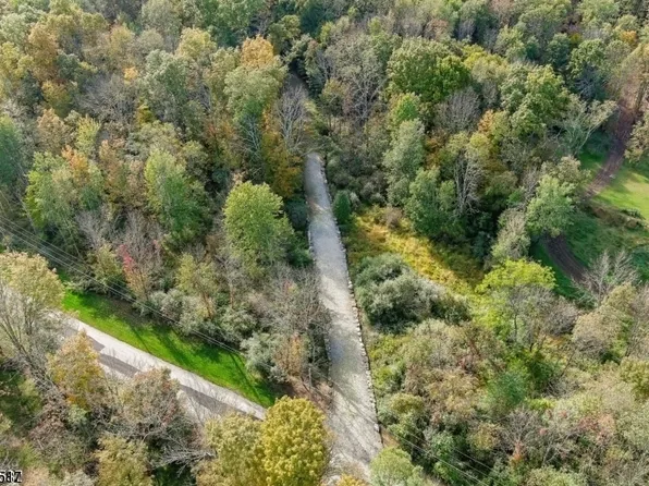 97 Moore Road, Wantage Twp., NJ 07461