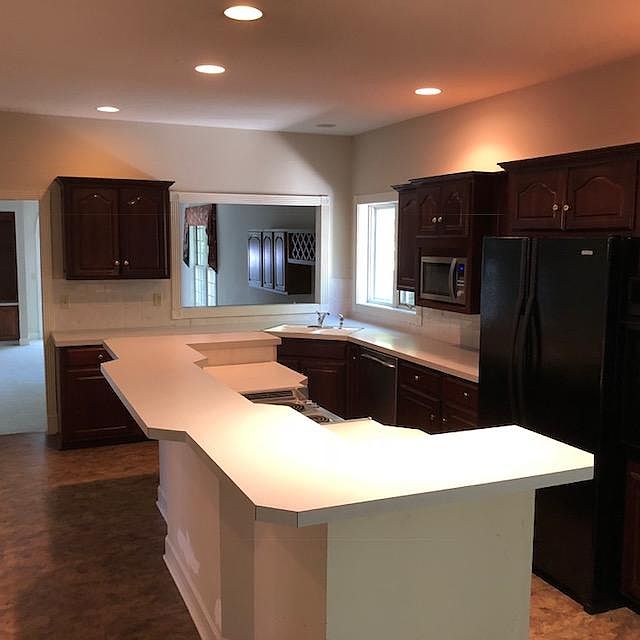 1st image of 901 Audubon Dr