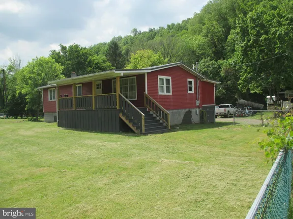 8376 Frankfort Hwy, Fort Ashby, WV 26719