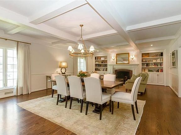 4th image of 6438 Willow Ln
