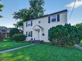 112 Rosewood Ter, Linden, NJ 07036
