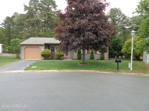 59 Westport Drive, Whiting, NJ 08759