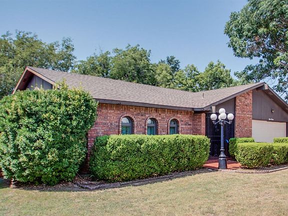 2nd image of 1513 Whittenburg Dr