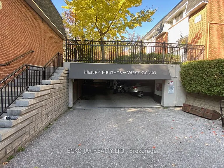 90 George Henry Blvd #17 — Photo 36