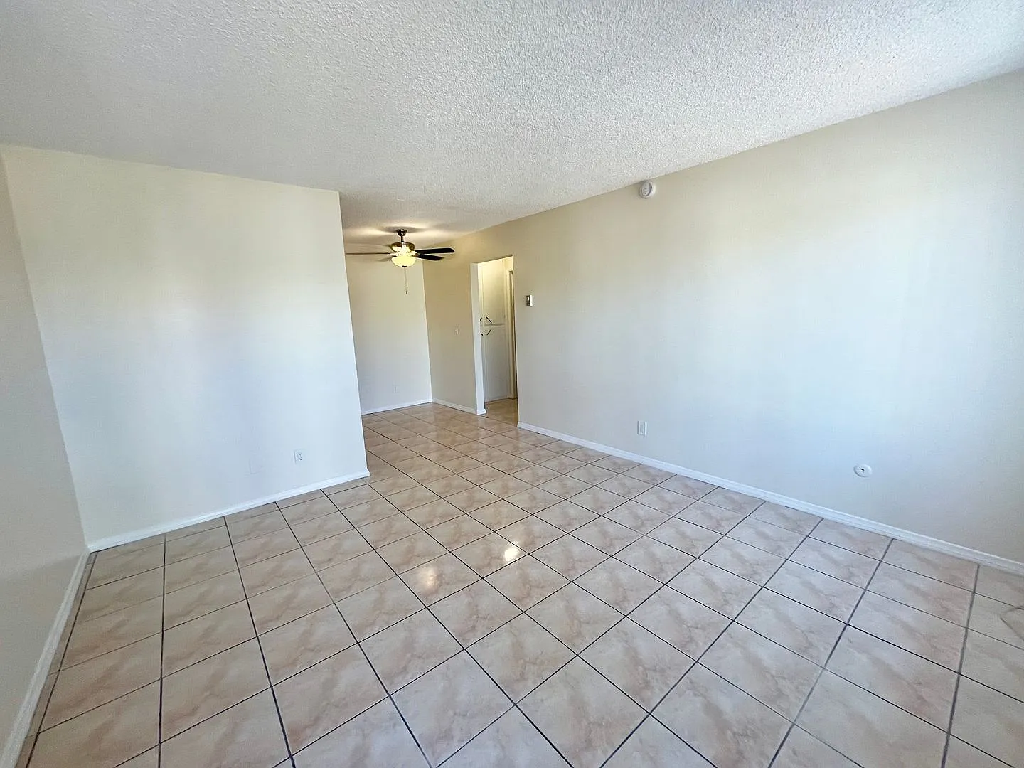 Available Now! Spacious Apartment in Quiet Area of National City — Photo 2