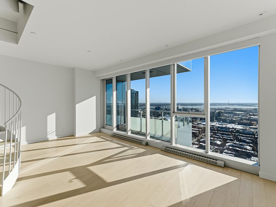 1st image of 1450 Boulevard Rena Lavesque #O3609
