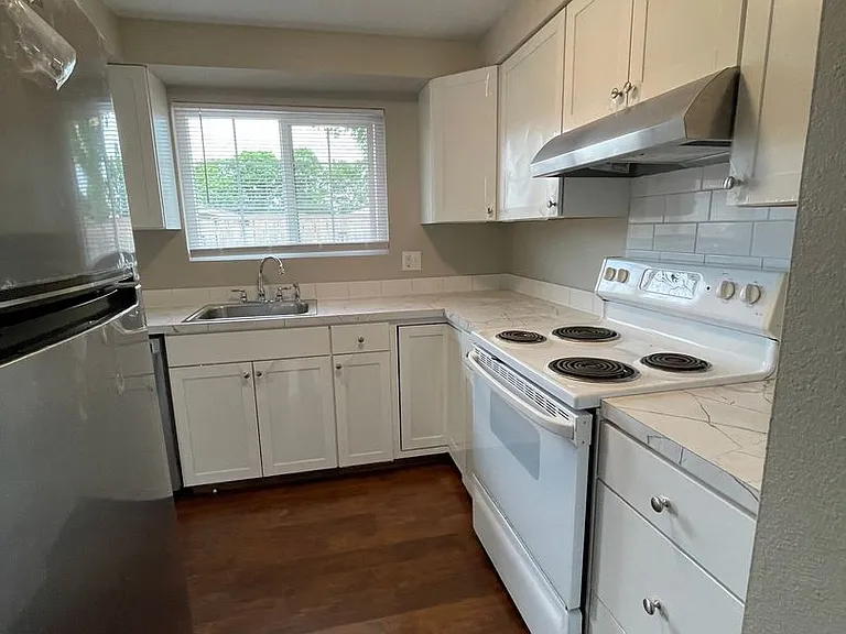 Albany Meadows Apartments — Photo 47
