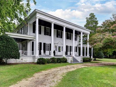 15 Museum Dr, Newport News, VA, 23601