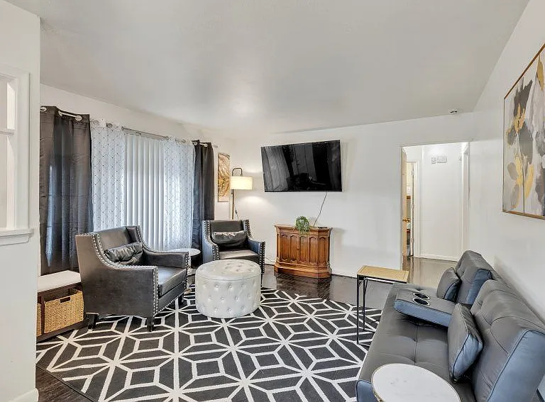4941 Julius Blvd — Photo 11